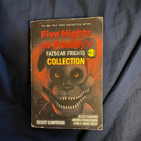 Five Nights At Freddy Fazbear Frights book collection 1-3 By Scott Cawthon - Picture 1 of 2